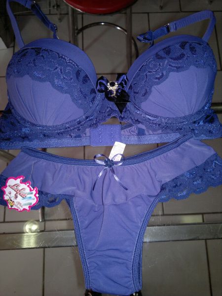 Azul